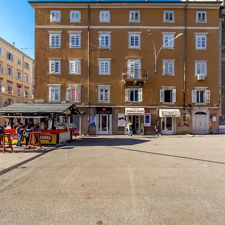Main Street Apartments Rijeka Exterior photo
