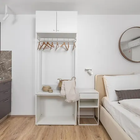Main Street Apartments Rijeka Exterior photo